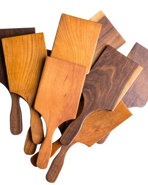 The flat, thin edge and the slight curve of this wooden cookie spatula are specifically made to help you take your cookies from the oven to your cooling rack.